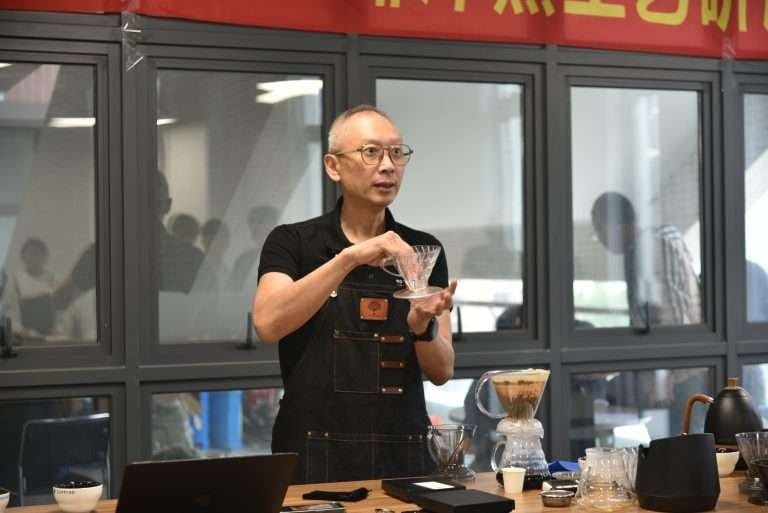 521EEDDA-C53E-46F7-BCDD-0150BC35BC95