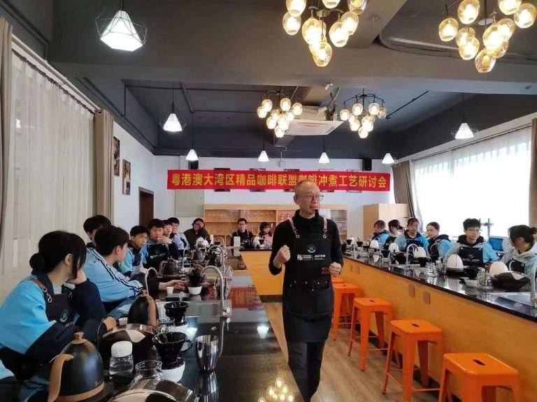 FD3A4D9C-4EE2-485C-8EDE-870C0FE7B6E8_1_105_c